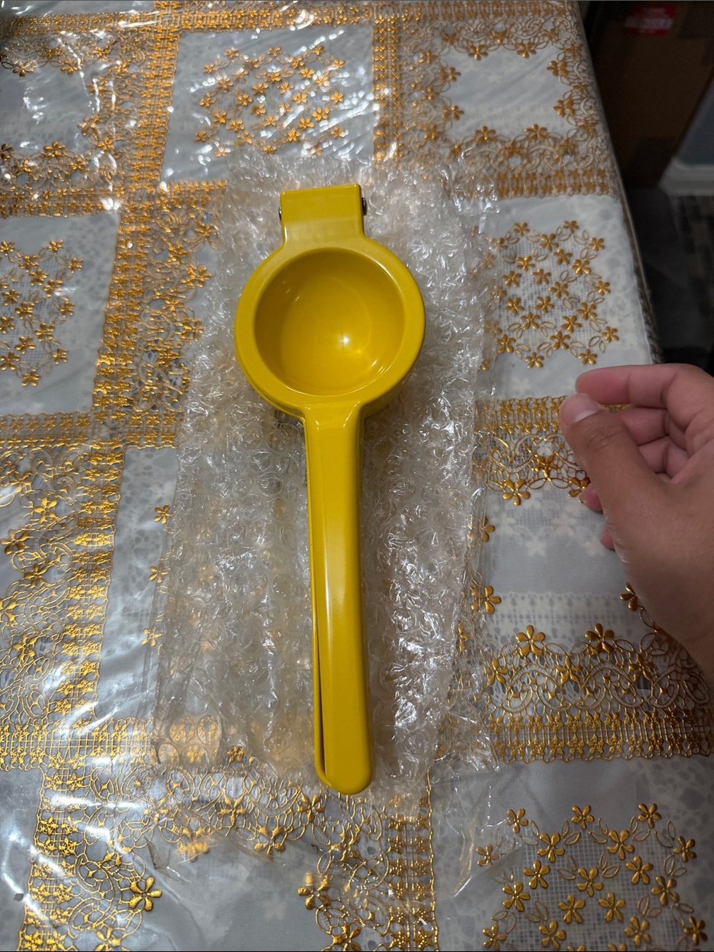 Yellow Citrus Juicer Press - Home Party Supplies
